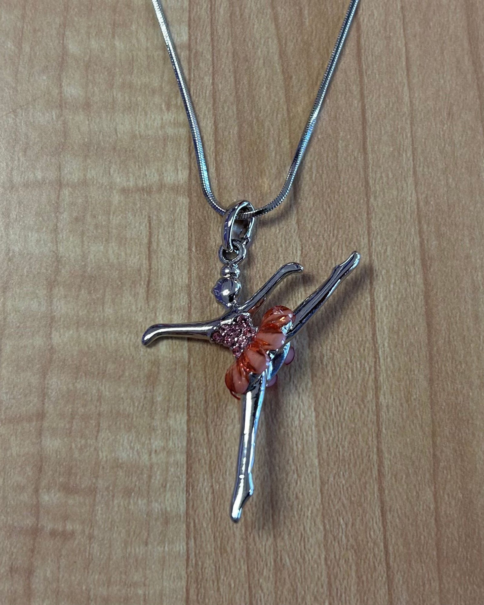ARABESQUE NECKLACE
