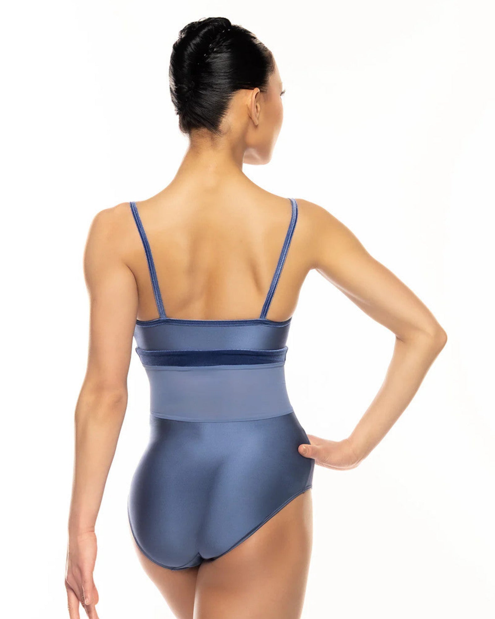ARIEL CAMI LEO-ADULT