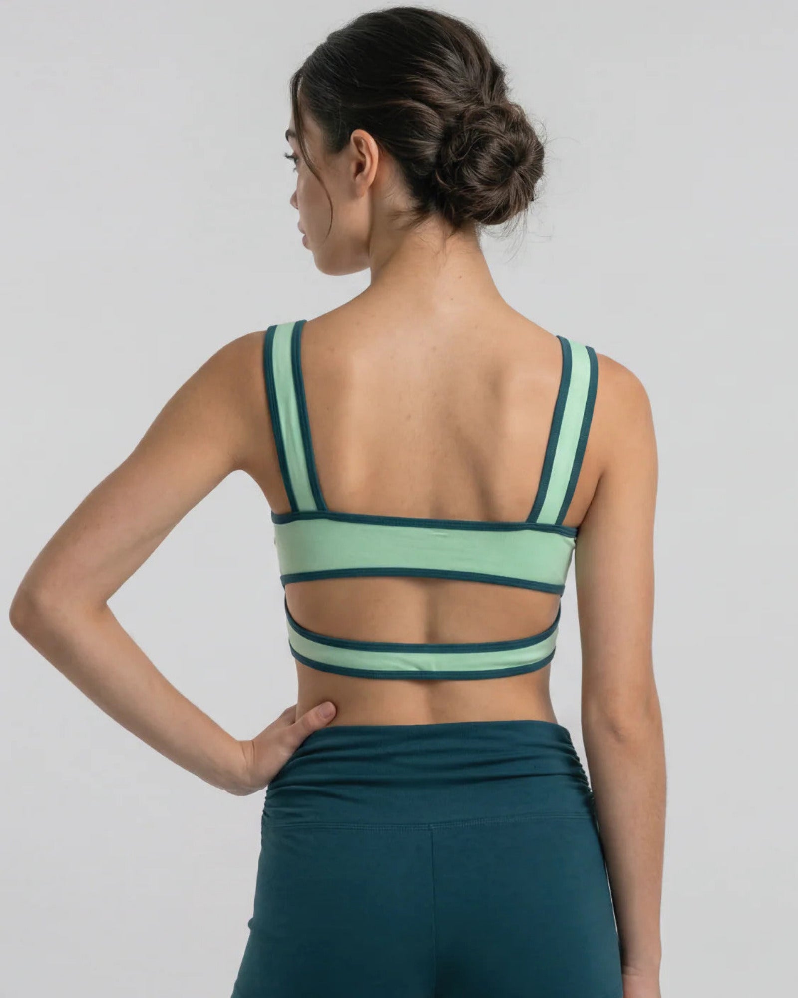ELARA TOP