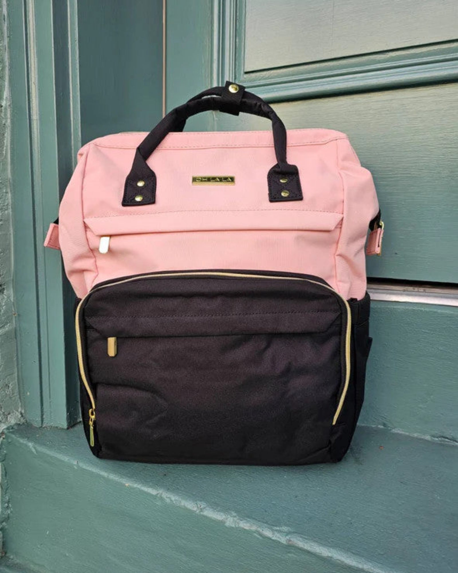 STUDIO ESSENTIALS BACKPACK