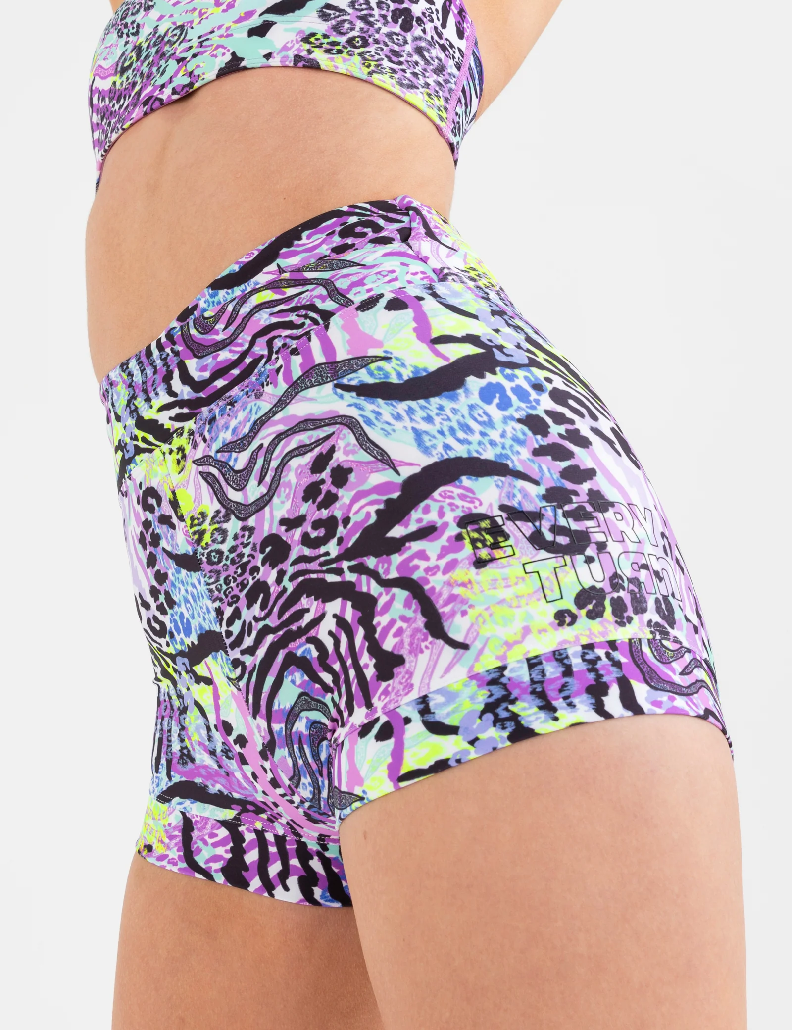 CROSSOVER HI-WAIST SHORT - CHILD